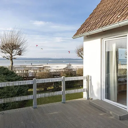 Strandhaus Holiday home *